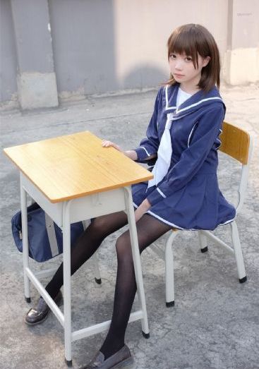 小小的肚子