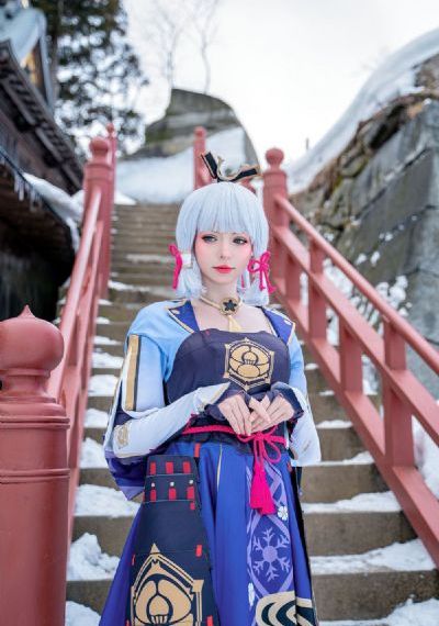 年轻女教师hd中字免费观看