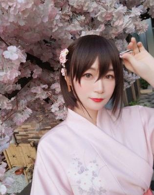 丝袜护士强制脚足取精