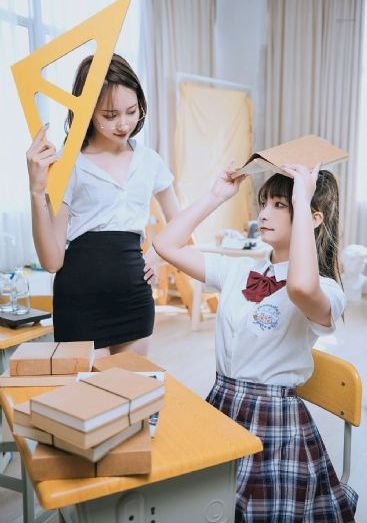 年轻胸大的阿韩国