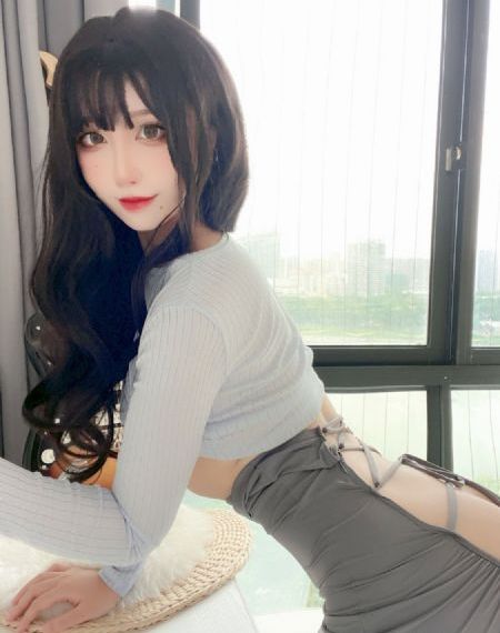 两个小婕子交换